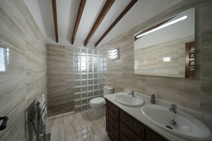 Image No.19-5 Bed Villa for sale