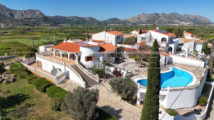 Image No.11-6 Bed Villa for sale