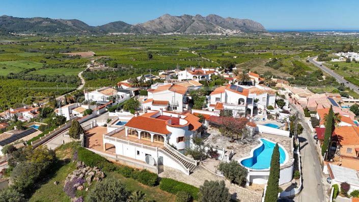 Image No.4-6 Bed Villa for sale