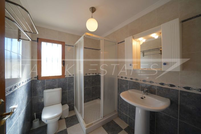 Image No.41-6 Bed Villa for sale