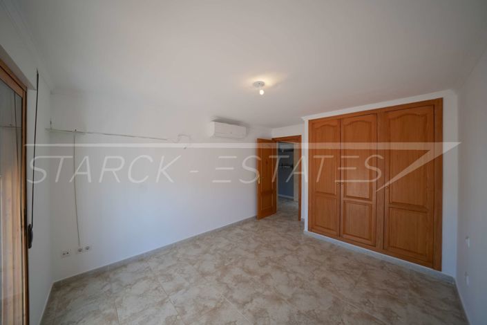 Image No.42-6 Bed Villa for sale