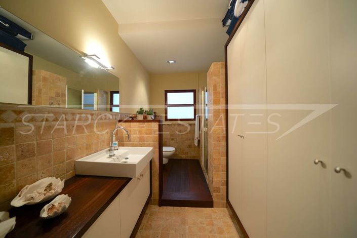 Image No.18-5 Bed Apartment for sale