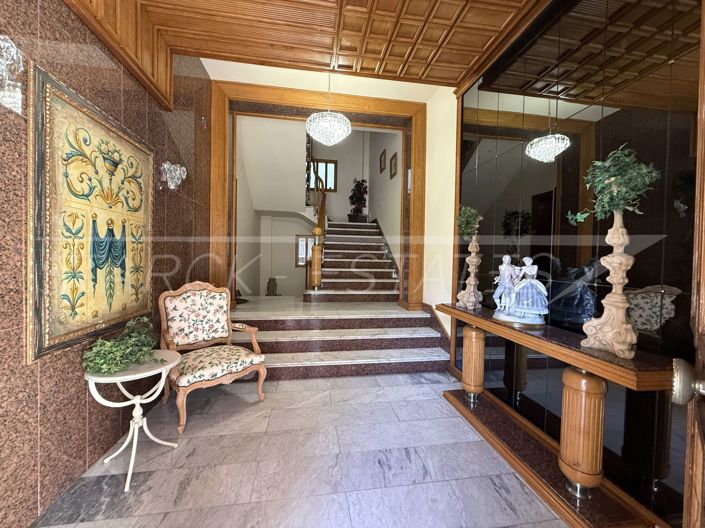 Image No.3-5 Bed Apartment for sale