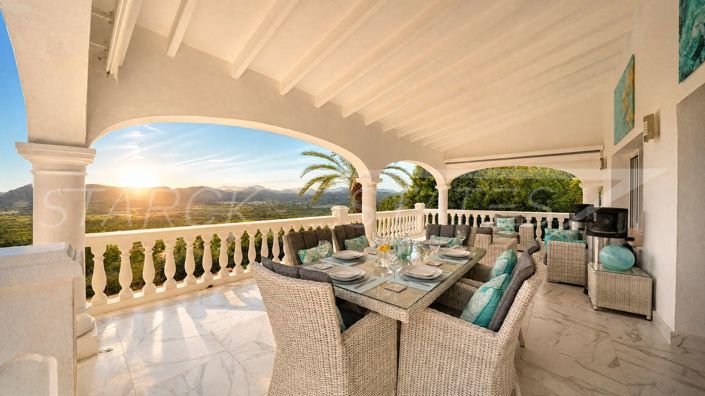 Image No.3-4 Bed Villa for sale