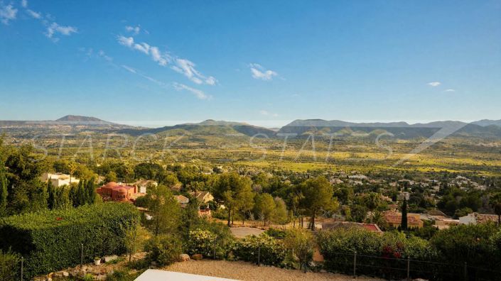 Image No.4-4 Bed Villa for sale