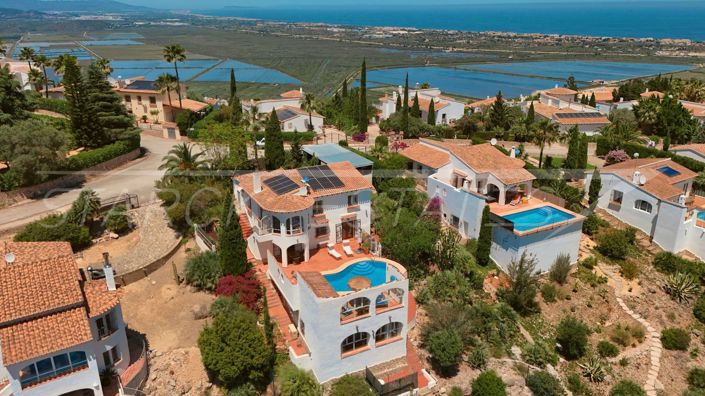 Image No.3-3 Bed Villa for sale