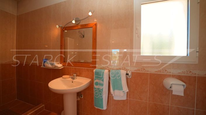 Image No.33-3 Bed Villa for sale