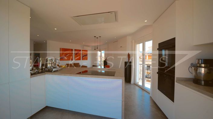 Image No.23-3 Bed Penthouse for sale