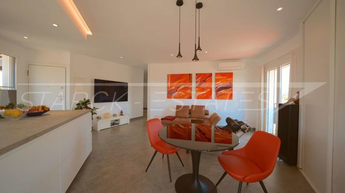 Image No.25-3 Bed Penthouse for sale