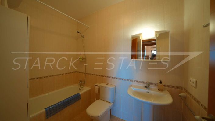 Image No.14-3 Bed Townhouse for sale