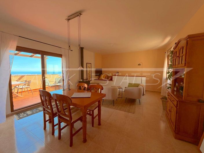 Image No.9-3 Bed Townhouse for sale