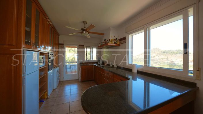 Image No.17-4 Bed Villa for sale