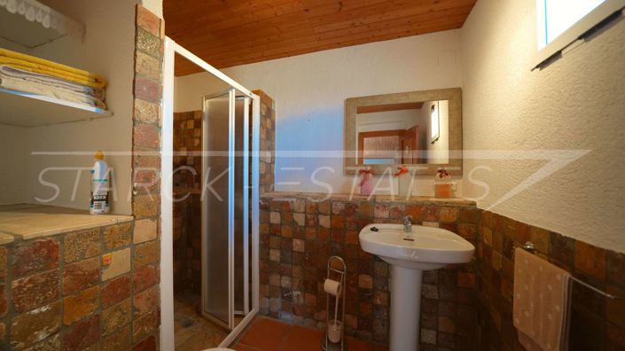 Image No.32-4 Bed Villa for sale