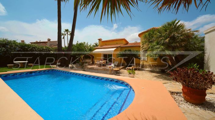 Image No.15-2 Bed Villa for sale