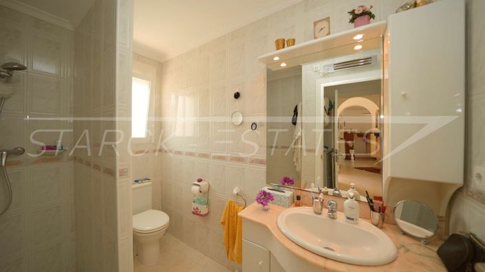 Image No.28-2 Bed Villa for sale