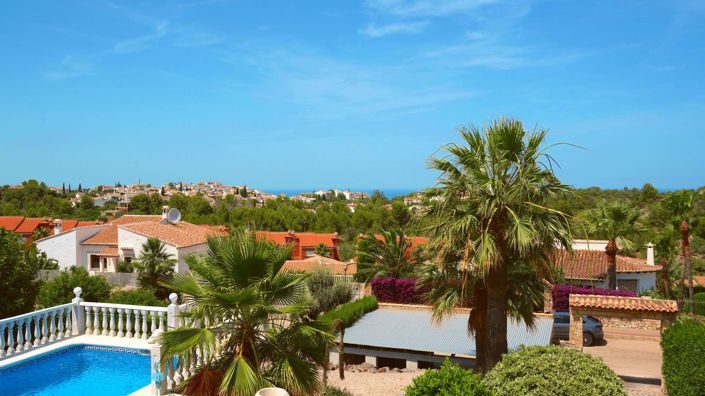 Image No.2-3 Bed Villa for sale