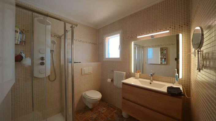 Image No.30-3 Bed Villa for sale