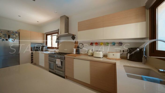 Image No.26-3 Bed Villa for sale