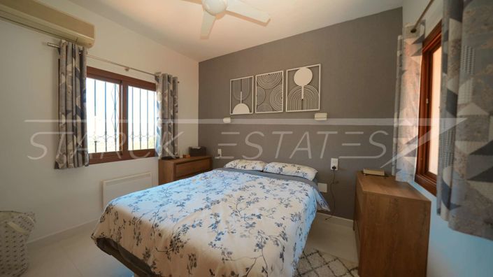 Image No.27-3 Bed Villa for sale