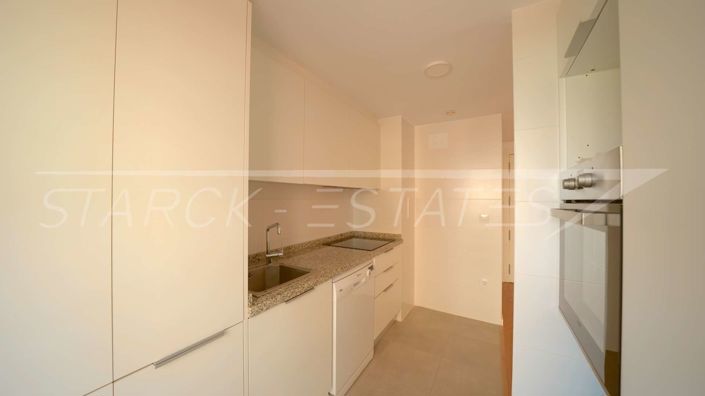 Image No.6-2 Bed Maisonette for sale