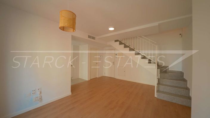 Image No.7-2 Bed Maisonette for sale