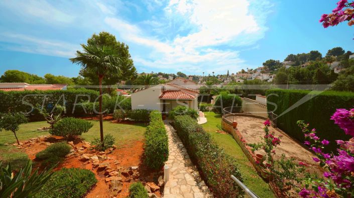 Image No.10-2 Bed Villa for sale