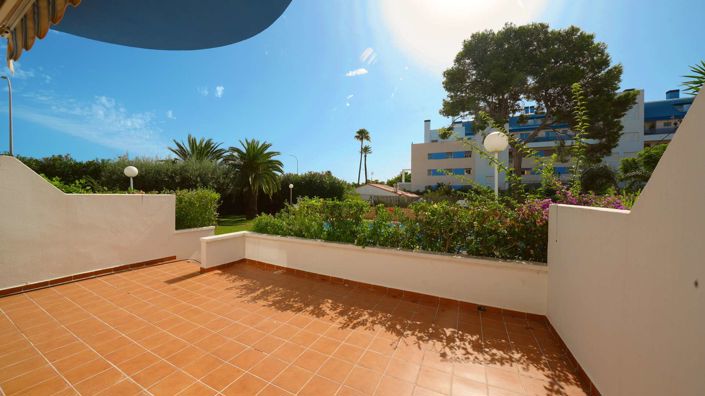 Image No.2-2 Bed Property for sale