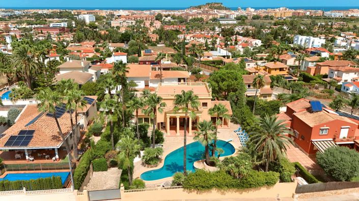 Image No.24-4 Bed Villa for sale