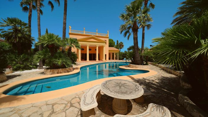 Image No.3-4 Bed Villa for sale