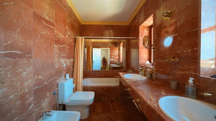 Image No.35-4 Bed Villa for sale