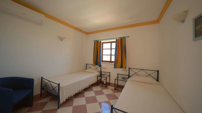 Image No.37-4 Bed Villa for sale