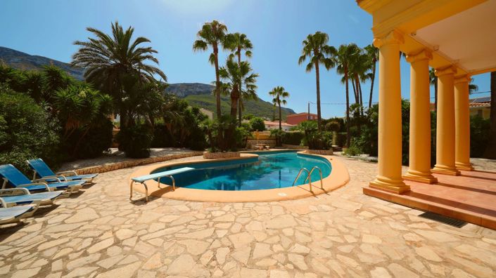 Image No.9-4 Bed Villa for sale