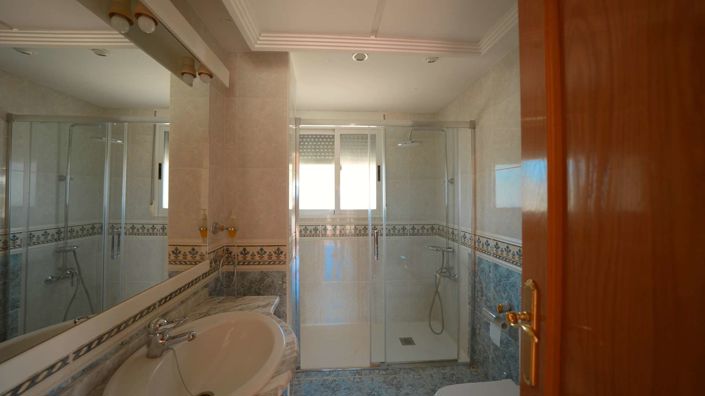 Image No.23-Villa de 5 chambres à vendre à Orba