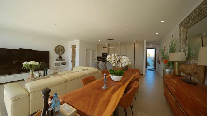 Image No.18-3 Bed Villa for sale