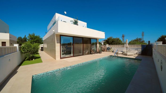 Image No.5-3 Bed Villa for sale