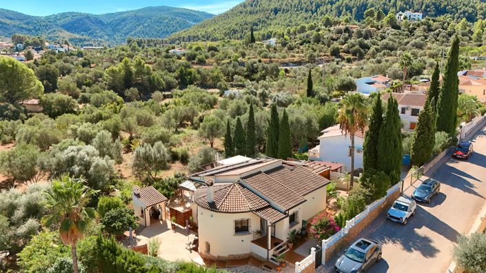 Image No.2-Villa de 4 chambres à vendre à Orba