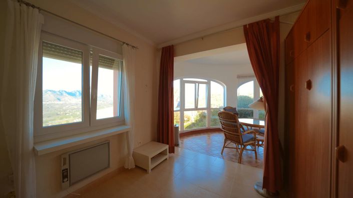 Image No.22-4 Bed Villa for sale
