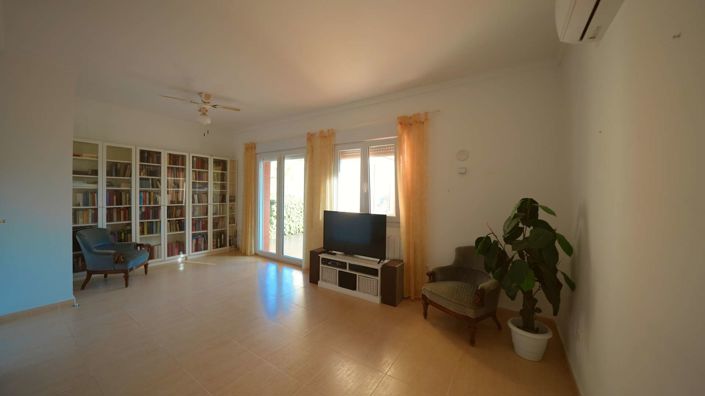 Image No.23-4 Bed Villa for sale