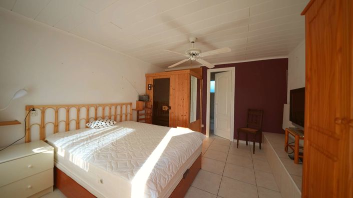 Image No.28-4 Bed Villa for sale