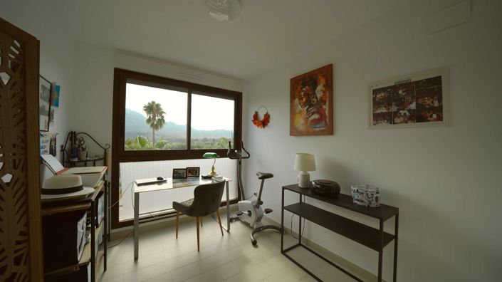Image No.25-2 Bed Apartment for sale