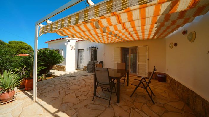 Image No.8-2 Bed Bungalow for sale