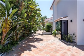Image No.6-Villa de 4 chambres à vendre à Los Monteros