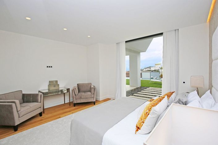 Image No.12-5 Bed Villa for sale