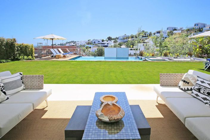 Image No.15-5 Bed Villa for sale