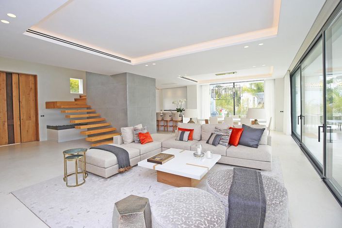 Image No.5-5 Bed Villa for sale