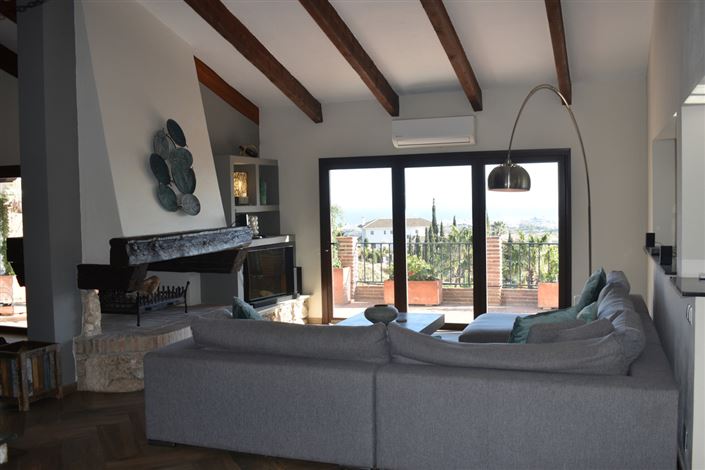 Image No.10-5 Bed Villa for sale