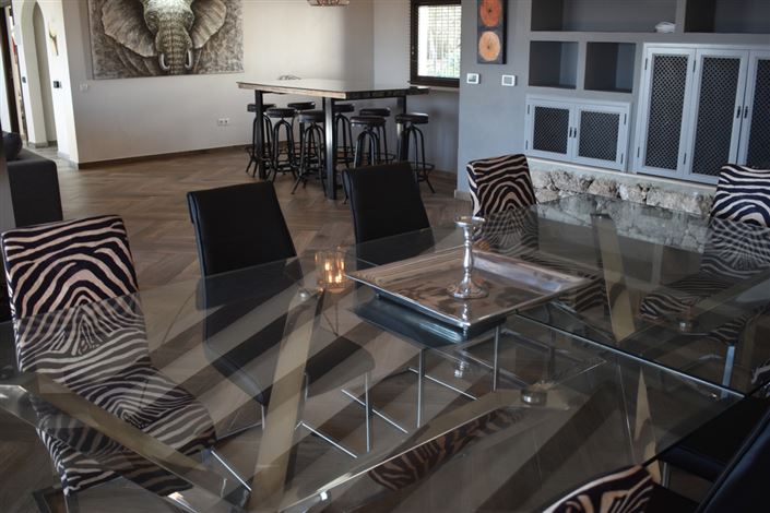 Image No.18-5 Bed Villa for sale