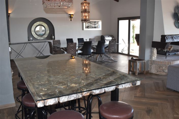 Image No.19-5 Bed Villa for sale