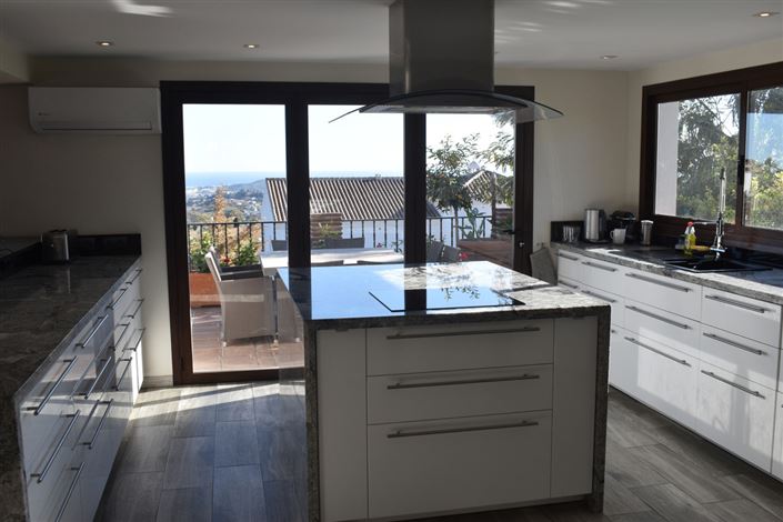 Image No.22-5 Bed Villa for sale