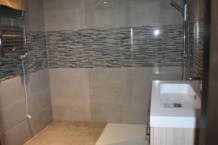 Image No.33-5 Bed Villa for sale